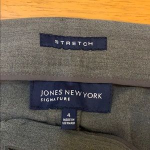Jones New York Pants - Jones New York Gray pants Jones New York Pants - Jones New York Gray pants